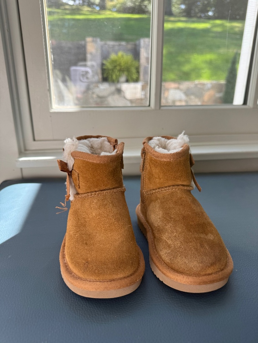 Koolaburra by UGG Toddler Boots size 5